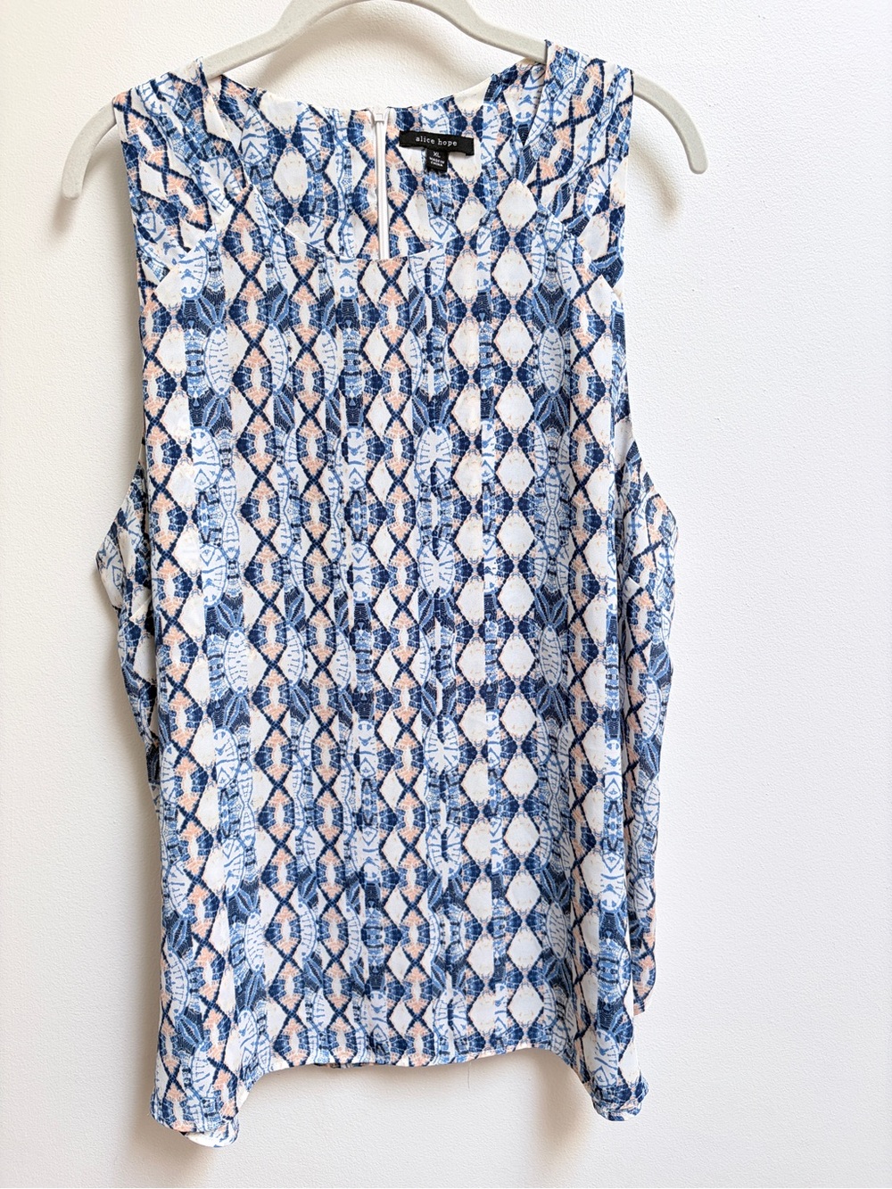 alice hope Blue & White Printed Sleeveless Top